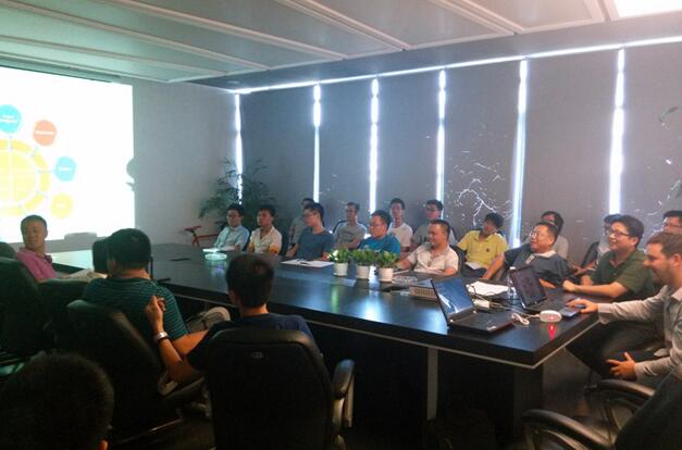 国际团队BIM专家在J9.COM讲堂